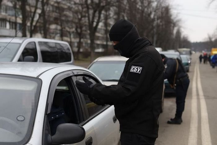 Військові терцентрів комплектування отримали право перевіряти документи у цивільних на Хмельниччині