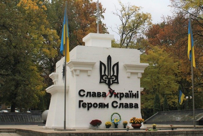 14 кам’янчанам, що загинули на війні, присвоєно звання 