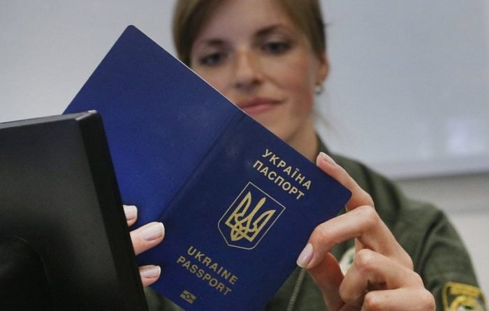 На Хмельниччині працівники військкоматів перевірятимуть документи цивільних