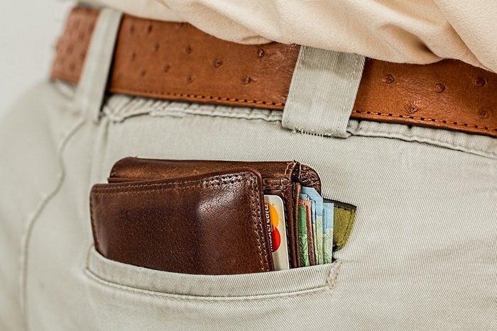 У Хмельницькій області середній розмір зарплати становить понад 8 тисяч гривень