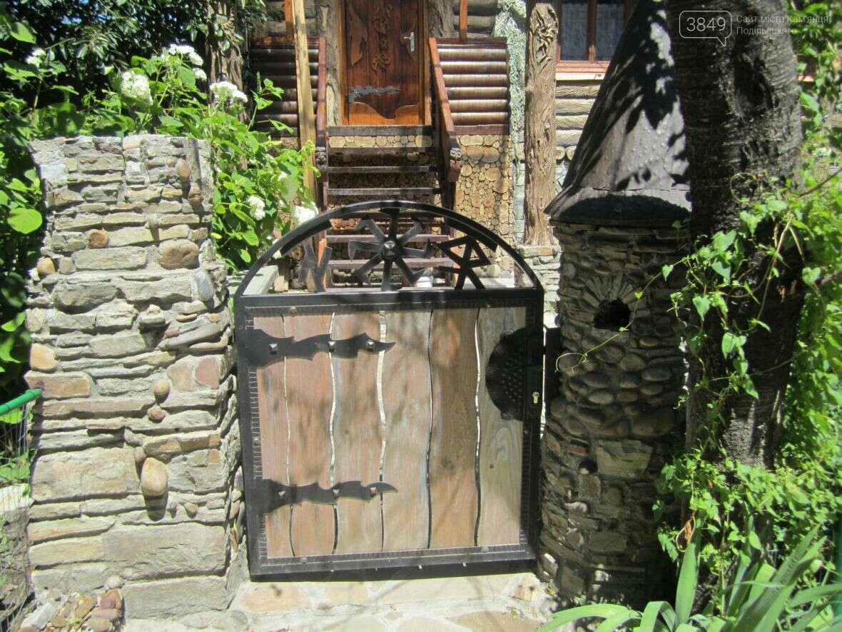 У Кам'янці є незвичайний будинок, або Фантастичний світ ка..., фото-1 У Кам'янці є незвичайний будинок, або Фантастичний світ кам'янецького художника і архітектора Віктора Дрануса, фото-1