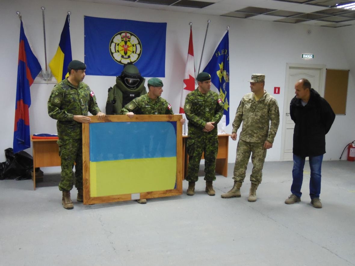 Збройні Сили Канади покинули Кам'янець-Подільський, фото-1 Збройні Сили Канади покинули Кам'янець-Подільський, фото-1
