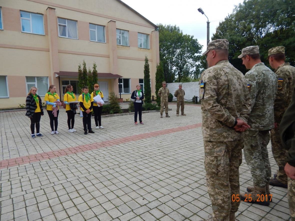 ЗОШ №15 у гостях у військовийх Центру розмінування, фото-1 ЗОШ №15 у гостях у військовийх Центру розмінування, фото-1