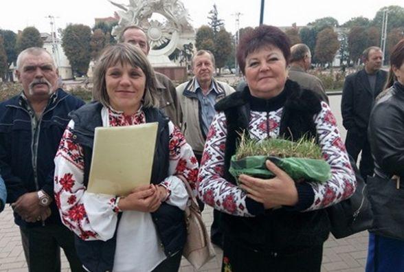 Мешканці села Колодіївка Кам'янець-Подільського району погр..., фото-1 Мешканці села Колодіївка Кам'янець-Подільського району погрожують депутатам Хмельницької ОДА голодуванням, фото-1