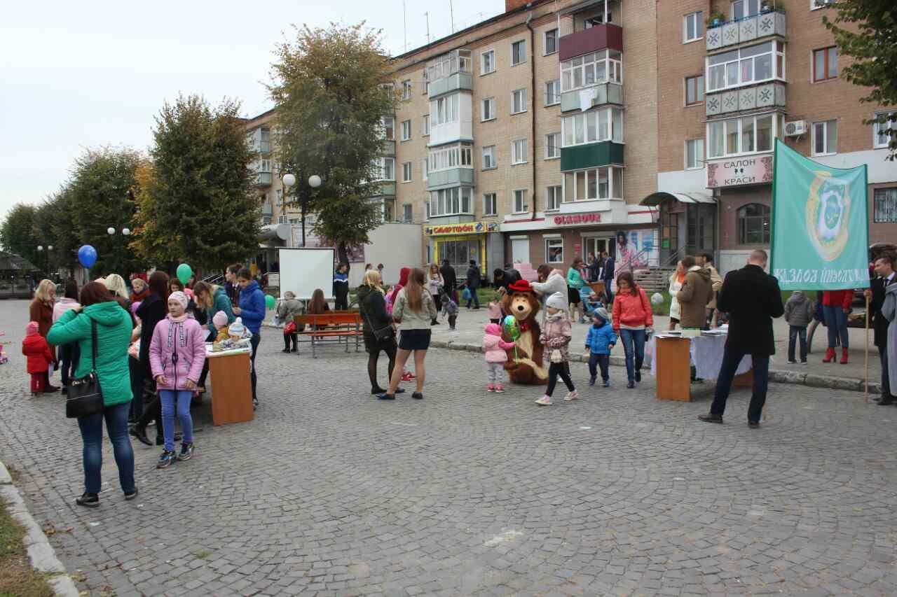 Кам'янчани оригінально відсвяткували День художника, фото-2 Кам'янчани оригінально відсвяткували День художника, фото-2