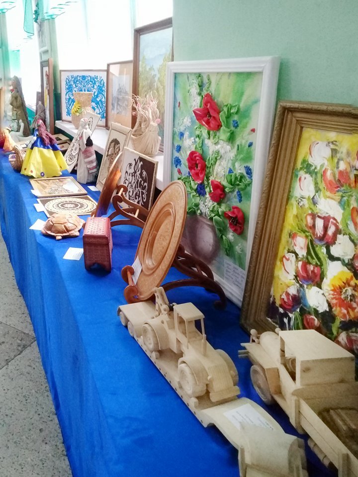 Виставка "Ми діти - України квіти" презентувала найкращі уч..., фото-3 Виставка "Ми діти - України квіти" презентувала найкращі учнівські та студентські роботи, фото-3