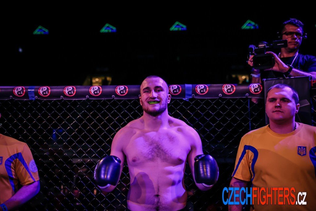 Спортсмен із Кам'янця увійшов у ТОП-10 кікбоксерів 2018 року, фото-1 Спортсмен із Кам'янця увійшов у ТОП-10 кікбоксерів 2018 року, фото-1