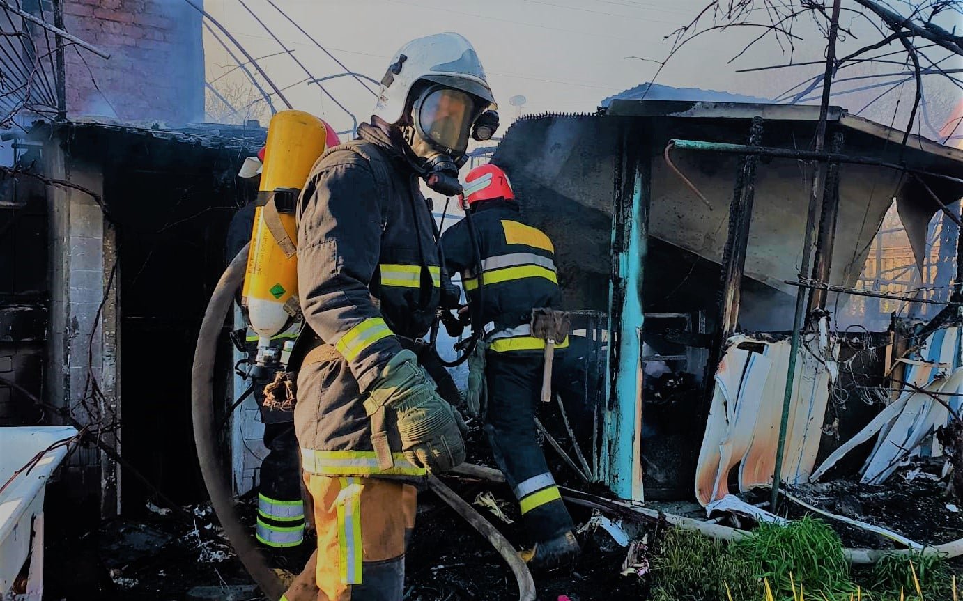 В Ісаківцях горів приватний дачний будинок, фото-4