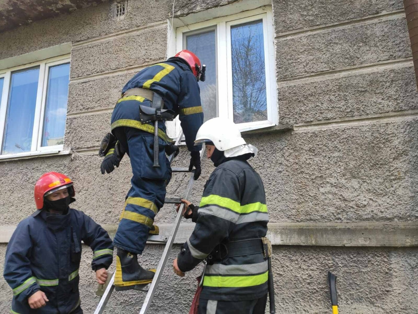 У Кам'янці-Подільському літня жінка замкнулась у власній квартирі, фото-2