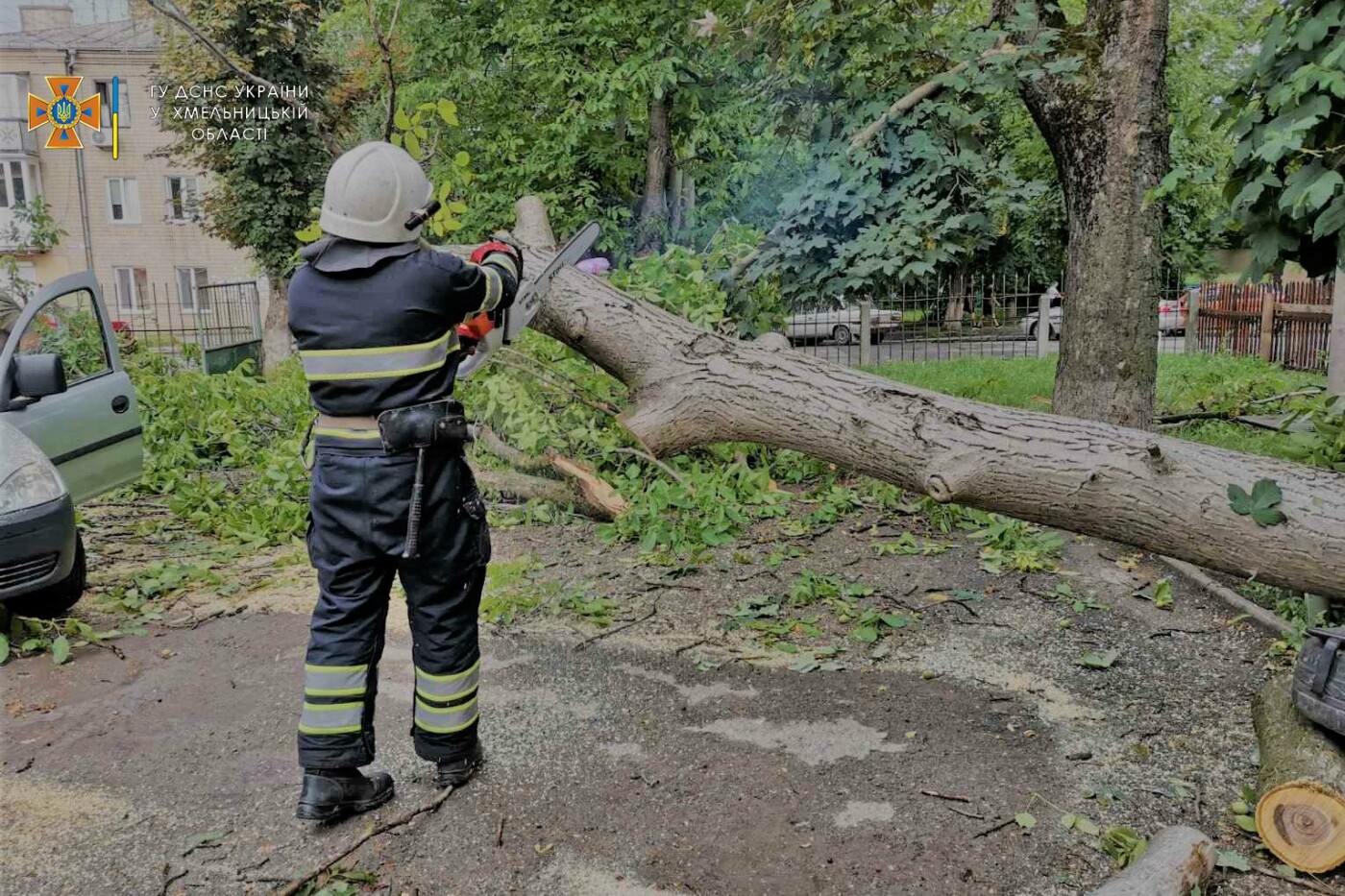 Наслідки негода на Кам'янеччині, Фото: Кам’янець-Подільське районне управління ГУ ДСНС.