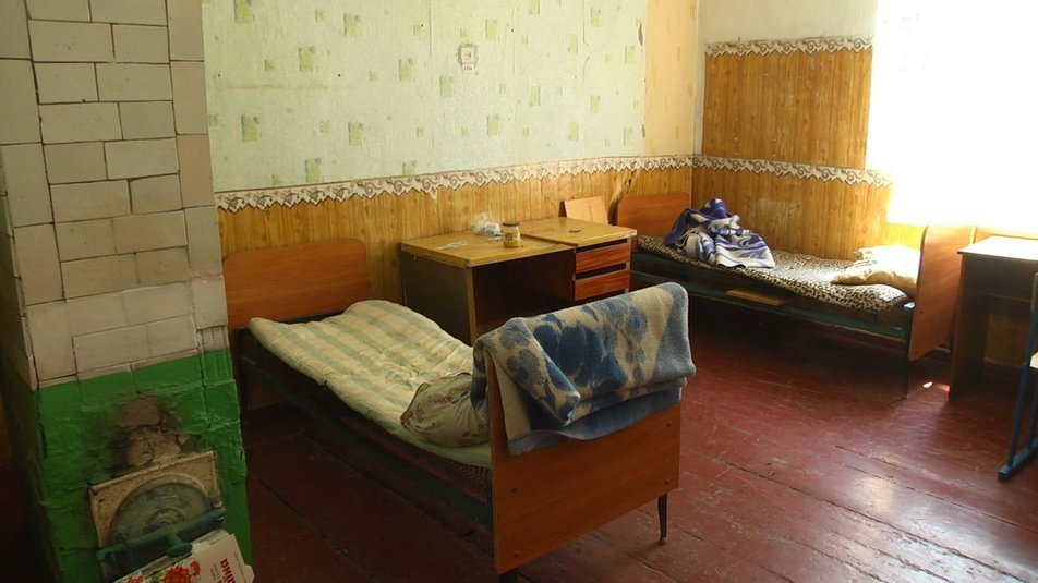 Сільська школа, в якій зараз облаштовують мистецький простір та хостел Сільська школа, в якій зараз облаштовують мистецький простір та хостел, Фото: "Суспільне. Поділля"