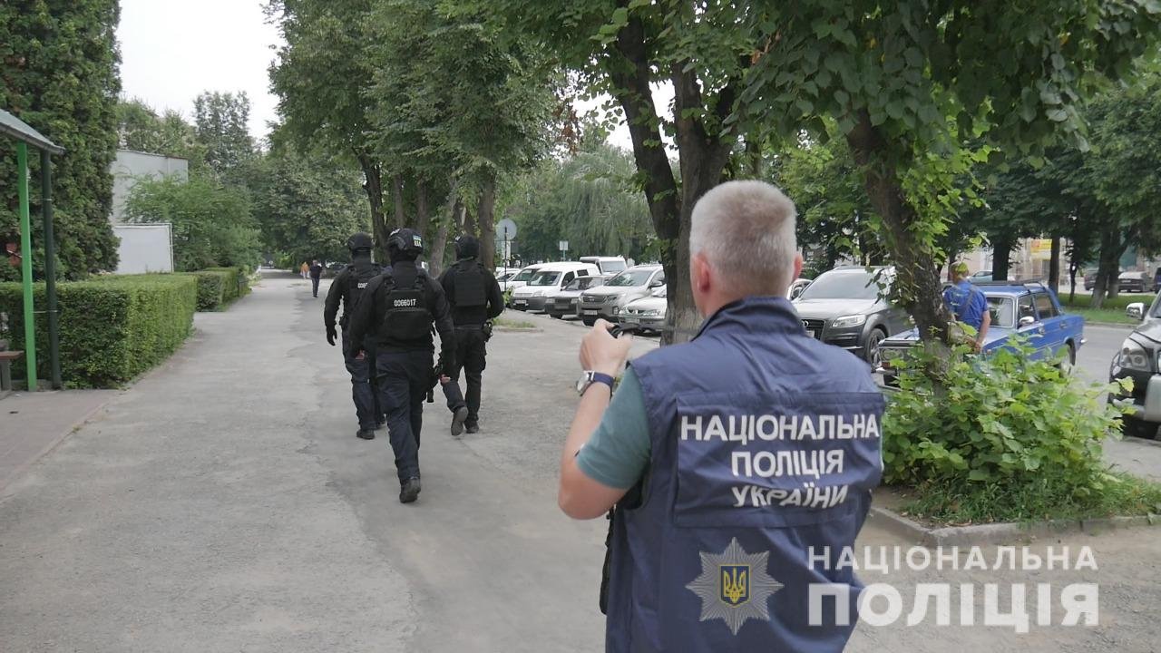 У Кам’янці поліцейські викрили групу осіб у виготовленні підроблених документів..., фото-3, Фото: Управління комунікації Національної поліції України