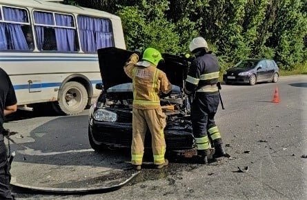 По Хмельницькому шосе зіткнулися дві автівки, фото-2, Фото: пресслужба порятунку 101 Кам'янця-Подільського