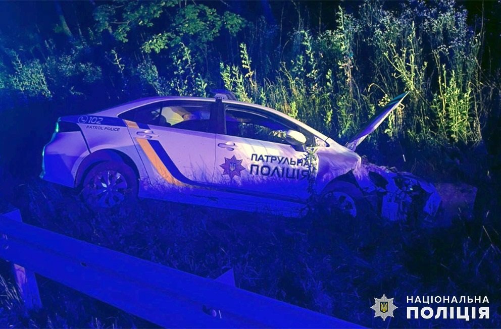 На Кам'янеччині затримали підозрюваного у вчиненні ДТП з п..., фото-1 На Кам'янеччині затримали підозрюваного у вчиненні ДТП з поліційним авто, фото-1