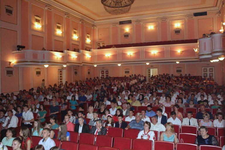 Кам'янчанка стала однією з кращих випускниць закладів профтехосвіти Кам'янчанка стала однією з кращих випускниць закладів профтехосвіти