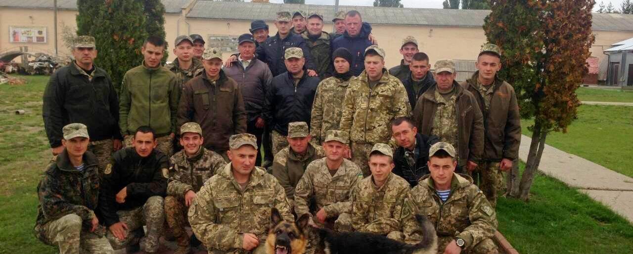 В Центрі розмінуванні завершився курс підготовки фахівців за спеціа... В Центрі розмінуванні завершився курс підготовки фахівців за спеціальністю «Кінолог»