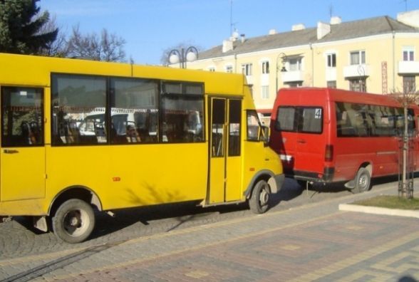 Кам'янчан запрошують долучитись до громадських слухань щодо вартост... Кам'янчан запрошують долучитись до громадських слухань щодо вартості проїзду , Ірина Ільницька