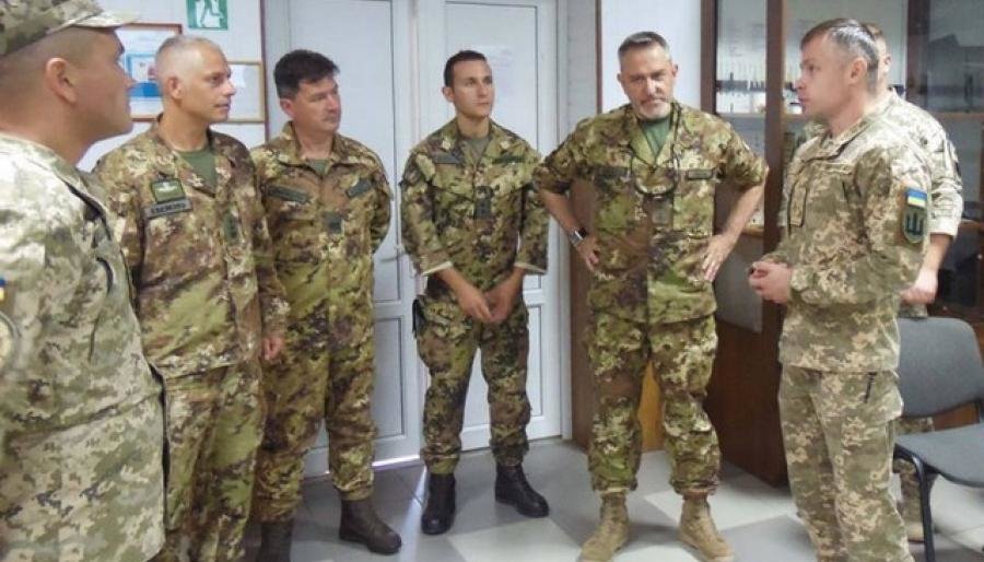 Італійські військові відвідали Кам'янець-Подільський Центр розмінув... Італійські військові відвідали Кам'янець-Подільський Центр розмінування, Марія Буртак