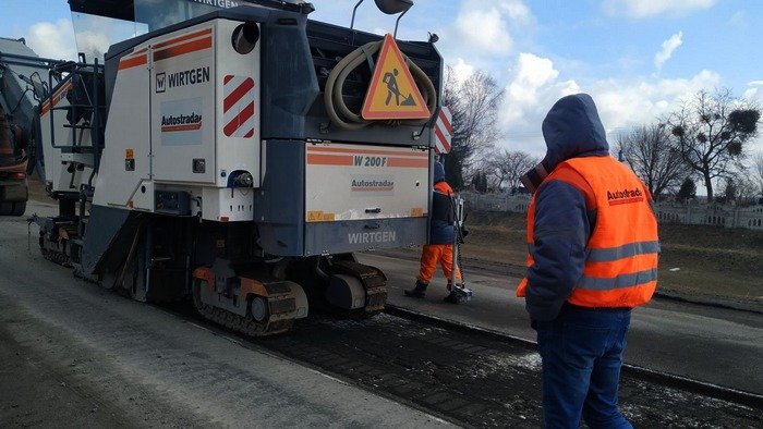 На Кам'янеччині у розпалі будівництво дороги Н-03 Житомир-Чернівці